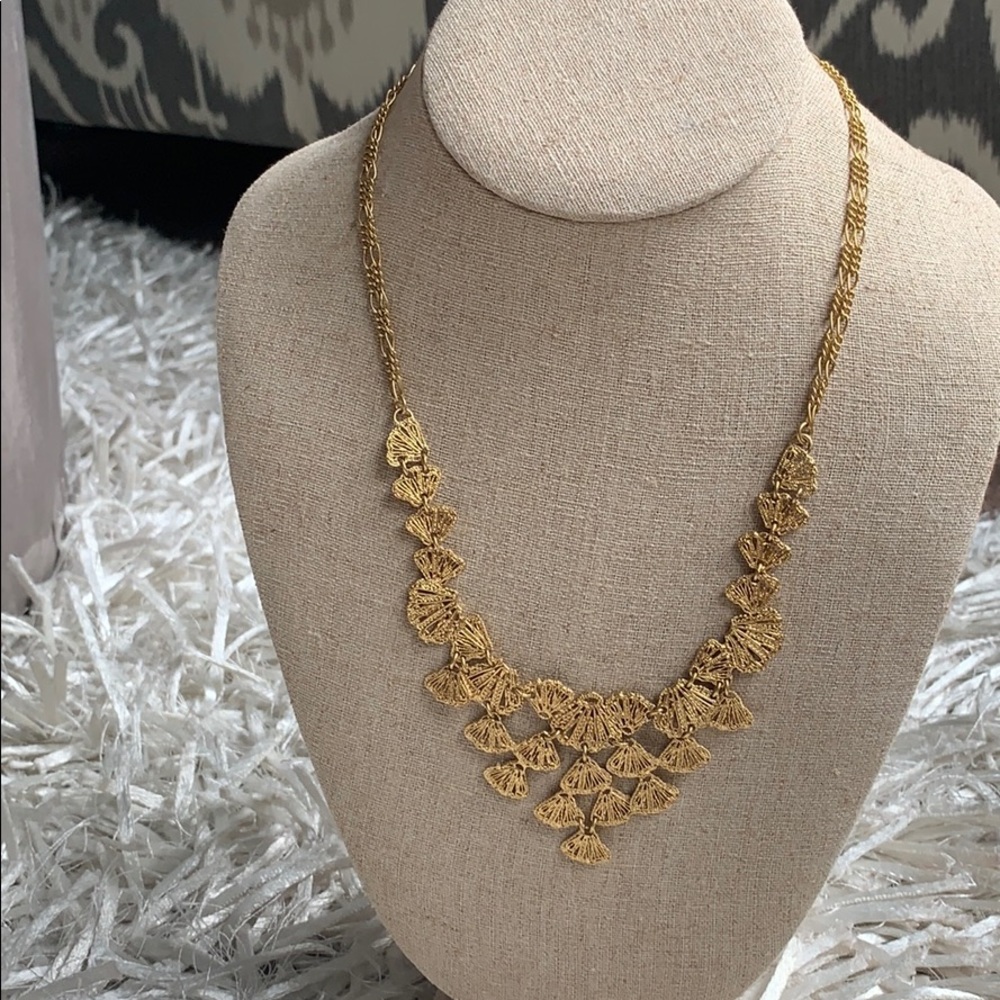 Stunning necklace